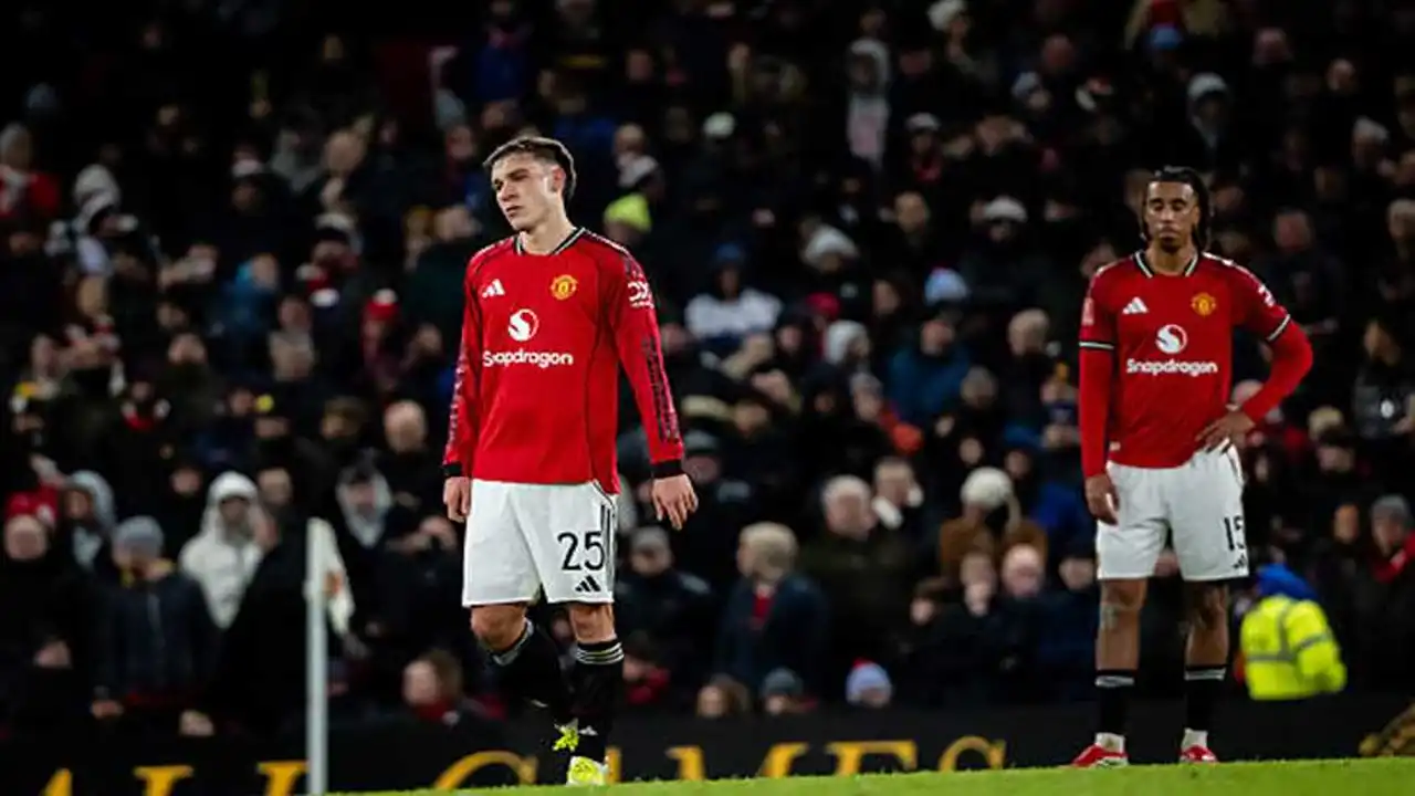 FilGoal | أخبار | ثنائي الدوري الإنجليزي ينضم لسباق التعاقد مع لاعب مانشستر يونايتد